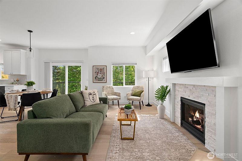 2nd image of 10615 33rd Avenue Ct NW