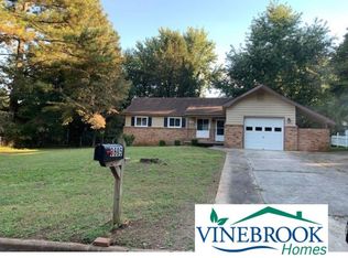 3605 Reynolds Cir NW, Huntsville, AL 35810