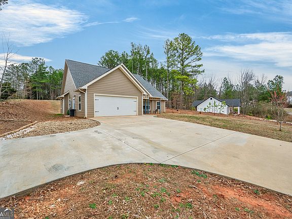 4th image of 128 Tabitha Page Ln