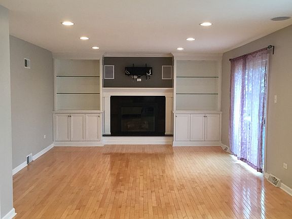 5th image of 8623 W 98th St