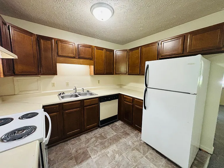 1233PB -Ellett Road Duplexes -Lester - M — Photo 99