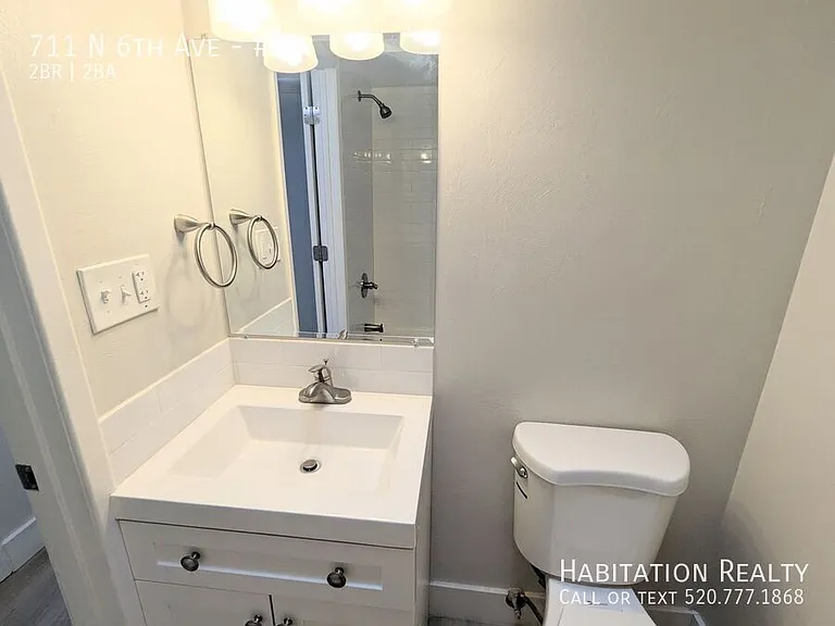 711 N 6th Ave #1 — Photo 12