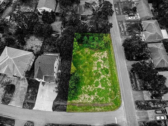 3rd image of 2213 Rimrock Dr