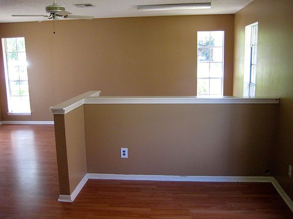 5th image of 2008 Rosemary Ln