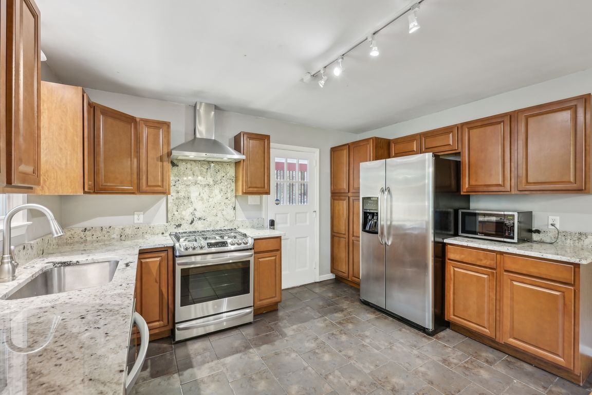 30th Ave-1705-017.jpg