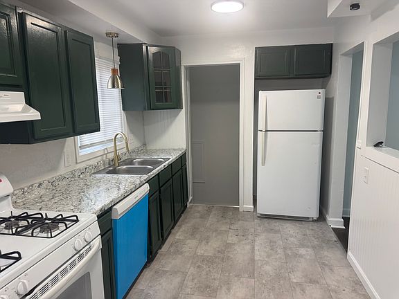 5th image of 28542 Rosewood St