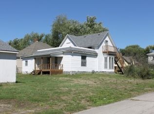 701 W 3rd St, Cameron, MO 64429