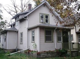 219 N Prairie Ave, Waukesha, WI 53186