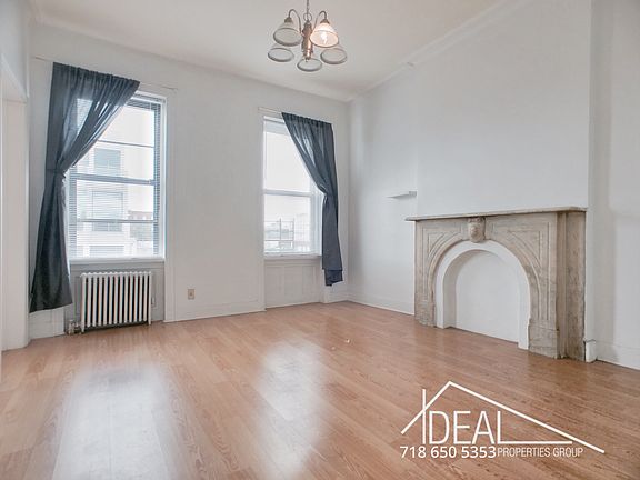 5th image of 60 15th St #1D