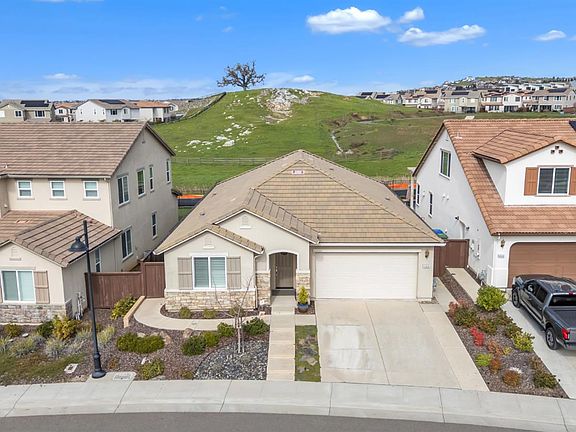 2nd image of 4544 Stone Ranch Dr