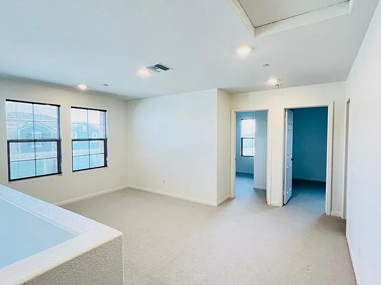 3993 E Carmel Privado — Photo 13