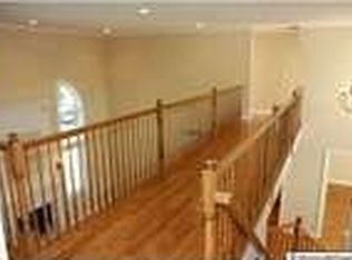 138 Millhurst Rd, Manalapan, NJ 07726