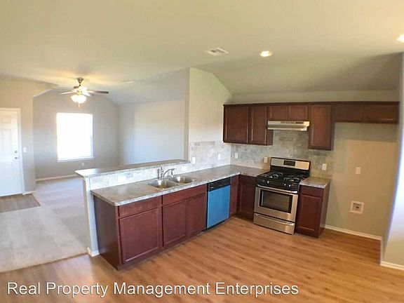 5th image of 11656 NW 134th St #0