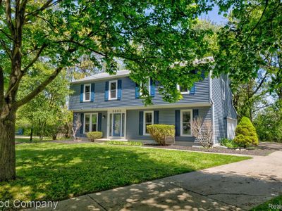 5803 Beauchamp, West Bloomfield, MI, 48322