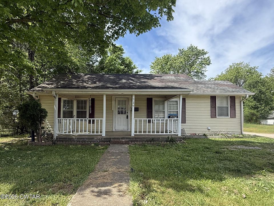 1st image of 929 Hatchie St