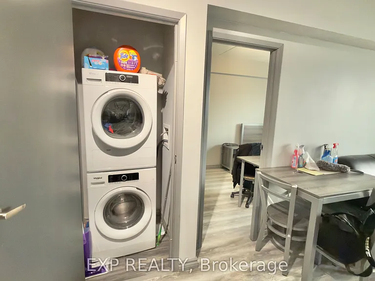 275B Larch St #608 — Photo 6