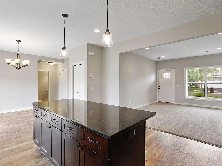 567 Ravencroft Rd — Photo 12