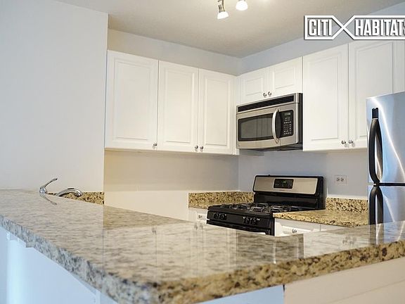 5th image of 303 W 21st St APT 2A