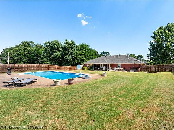 5th image of 4305 Timber Lake Est