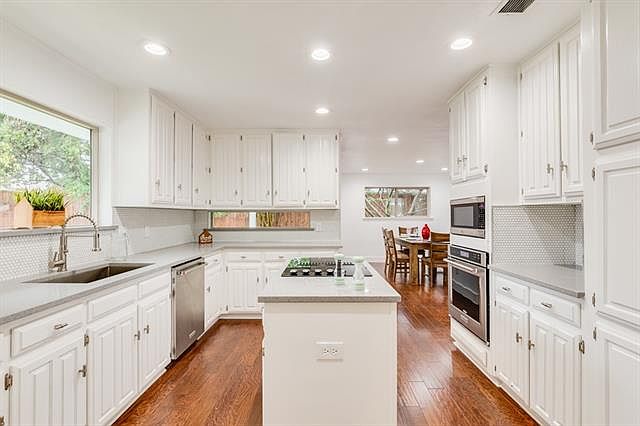 1st image of 6627 Kingshollow Ct