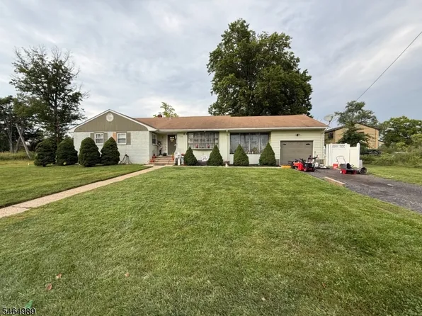 115 Crampton Ave, Woodbridge Twp., NJ 07095
