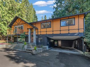 5325 Marine Dr, West Vancouver, BC V7W 2P5