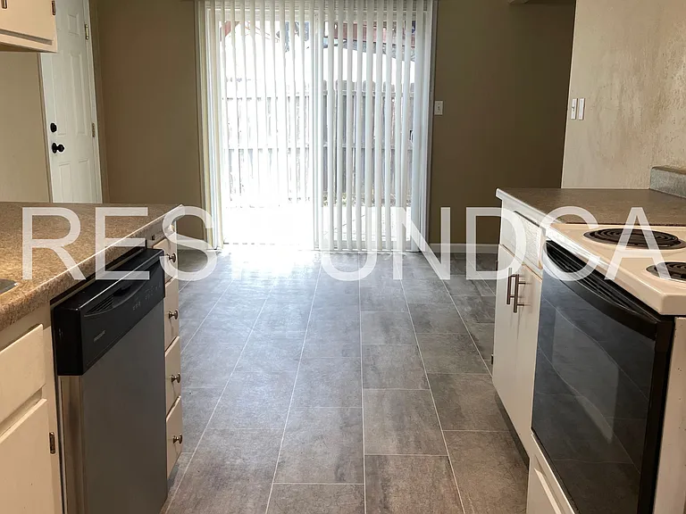 2910 Weston Way — Photo 4
