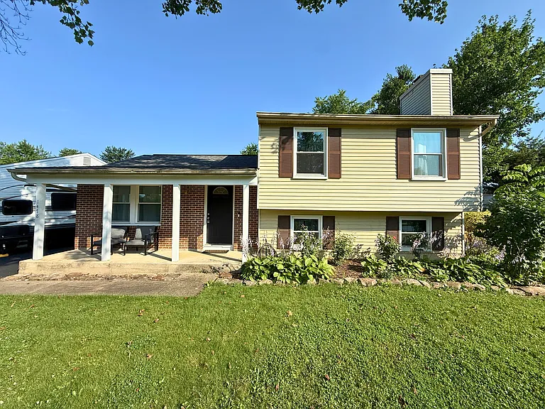 1478 Eden Dr — Photo 1
