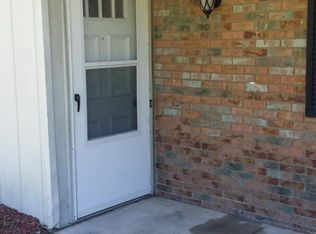157 Hickory Ln SW, Pataskala, OH