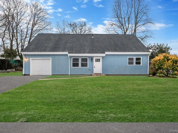 38 Clymer Street, Port Jefferson, NY 11776