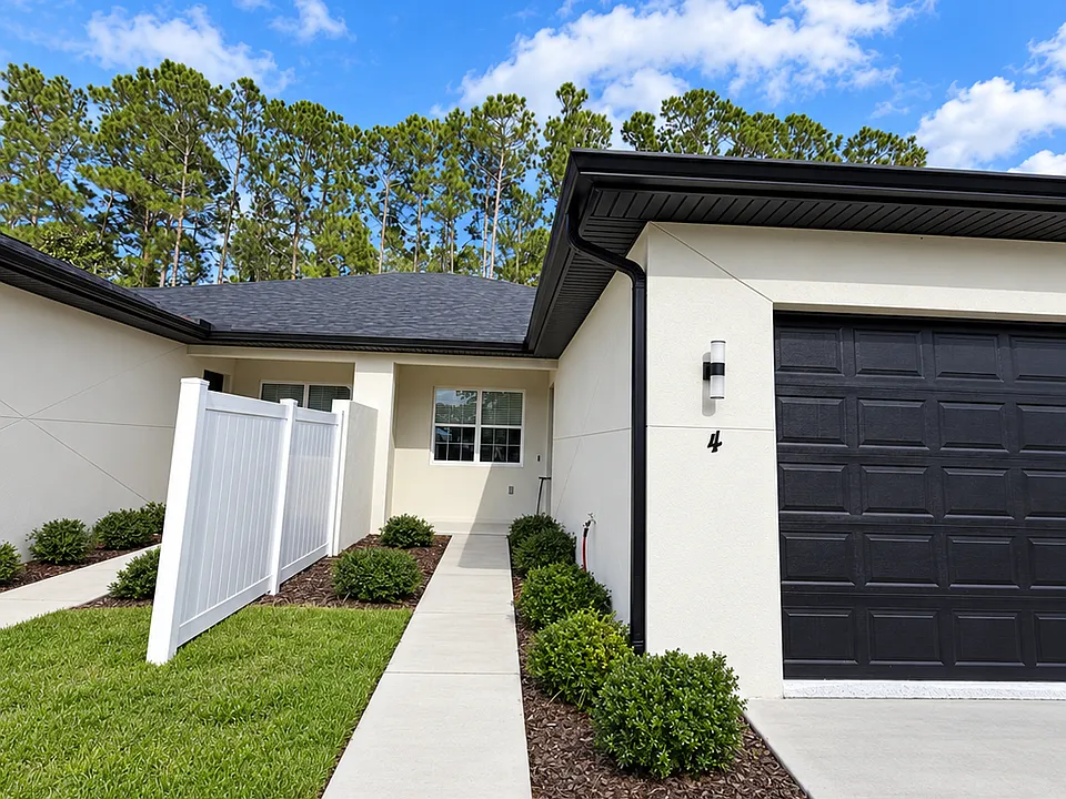 4 Regency Dr