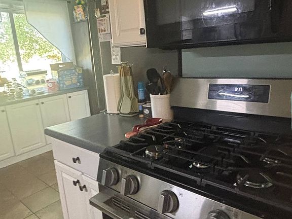 5th image of 10484 N Glendale Rd