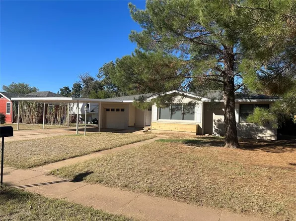 310 E Lincoln St, Hollis, OK 73550