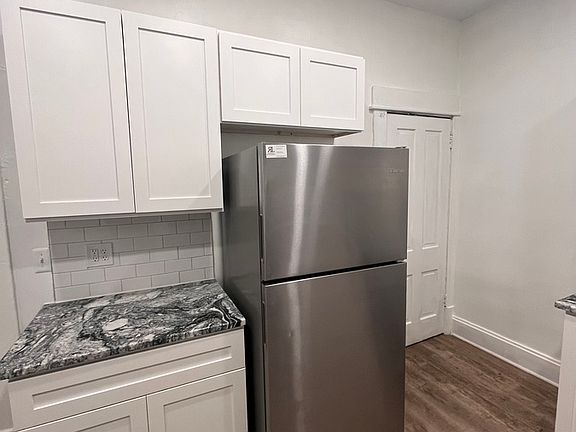 3rd image of 239 Taylor Ave #239