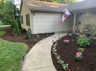 231 S Ridgewood Dr, Wichita, KS 67218