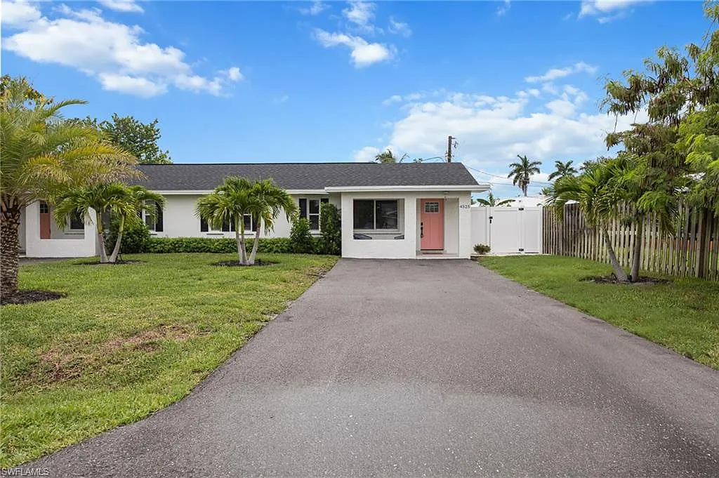 2 bed, 1.0 bath, 1050 sqft, $3,000 — Photo 2