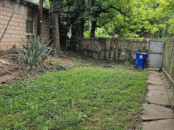2nd image of 4031 Greenmount Ave