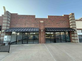 Amber Plaza - Suite #5