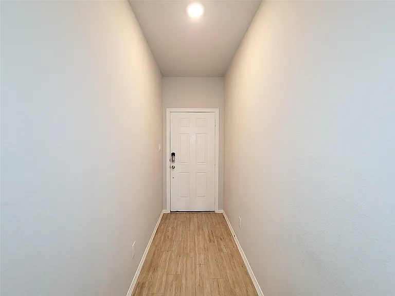 24802 Winema Woods Ln — Photo 9