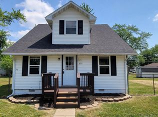 3277 Maplewood St, Monroe, MI 48162