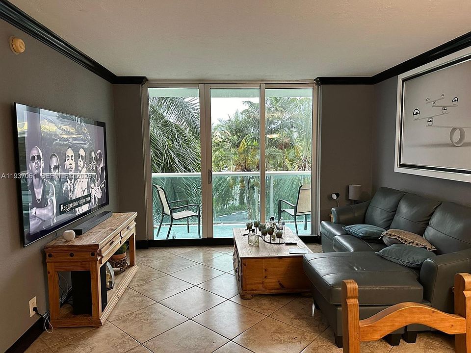 1st image of 3801 S Ocean Dr APT 4P