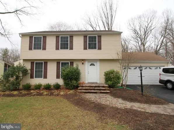 12263 Angel Wing Ct, Reston, VA 20191