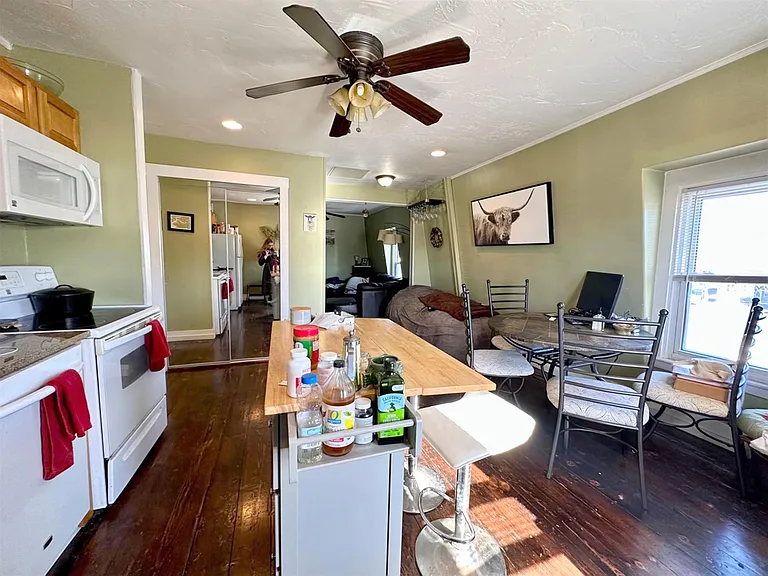 145 Highland Ave #2 — Photo 9