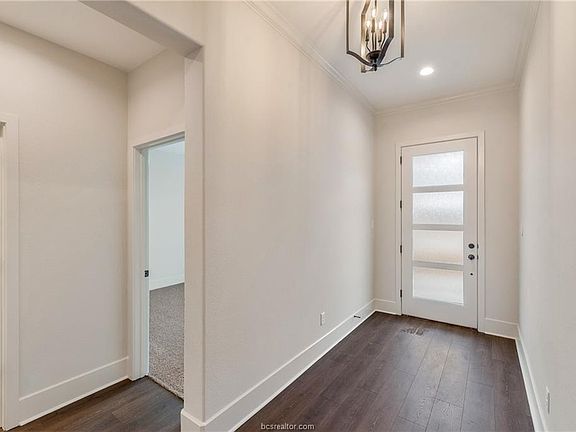 2nd image of 1935 Cottonwood Terrace Ct