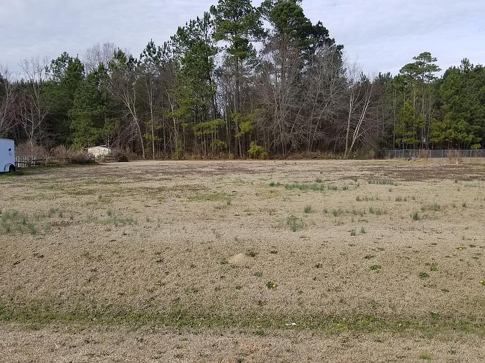 1st image of 105 Autumn Winds Dr