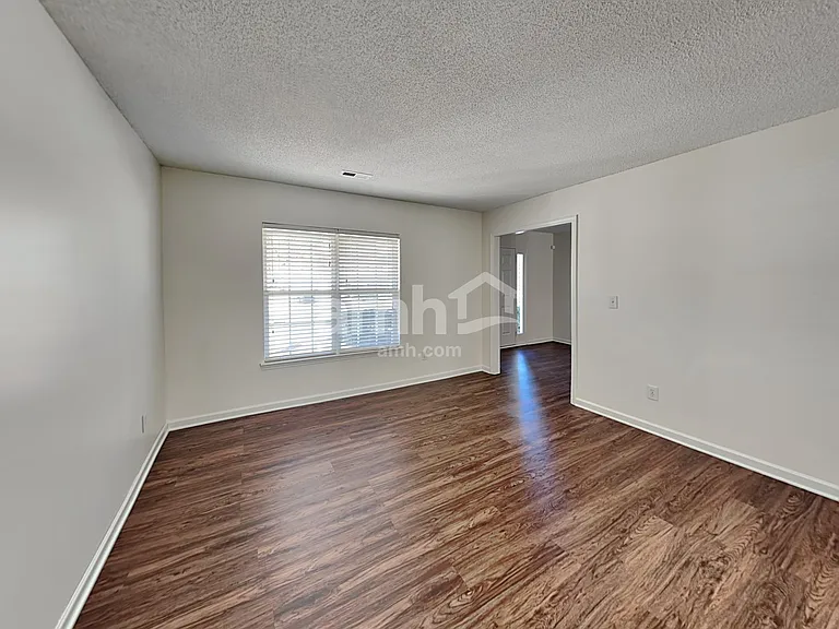 11008 Padderborn Ct — Photo 8