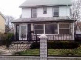 10943 217th St, Queens Village, NY 11429