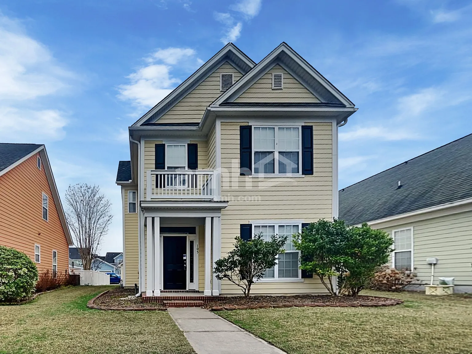 3 bed, 2.5 bath, 1688 sqft, $2,295 — Photo 1