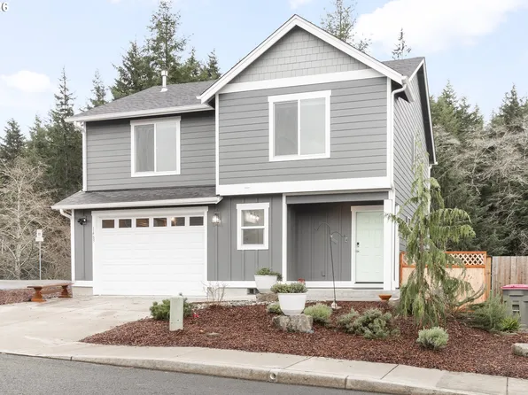 1463 SE Honeysuckle Loop, Warrenton, OR 97146