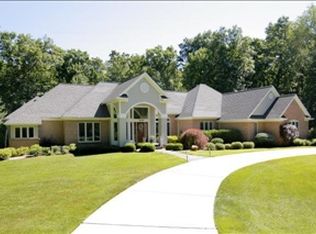 8266 Sierra Madre Trl, Kalamazoo, MI 49009